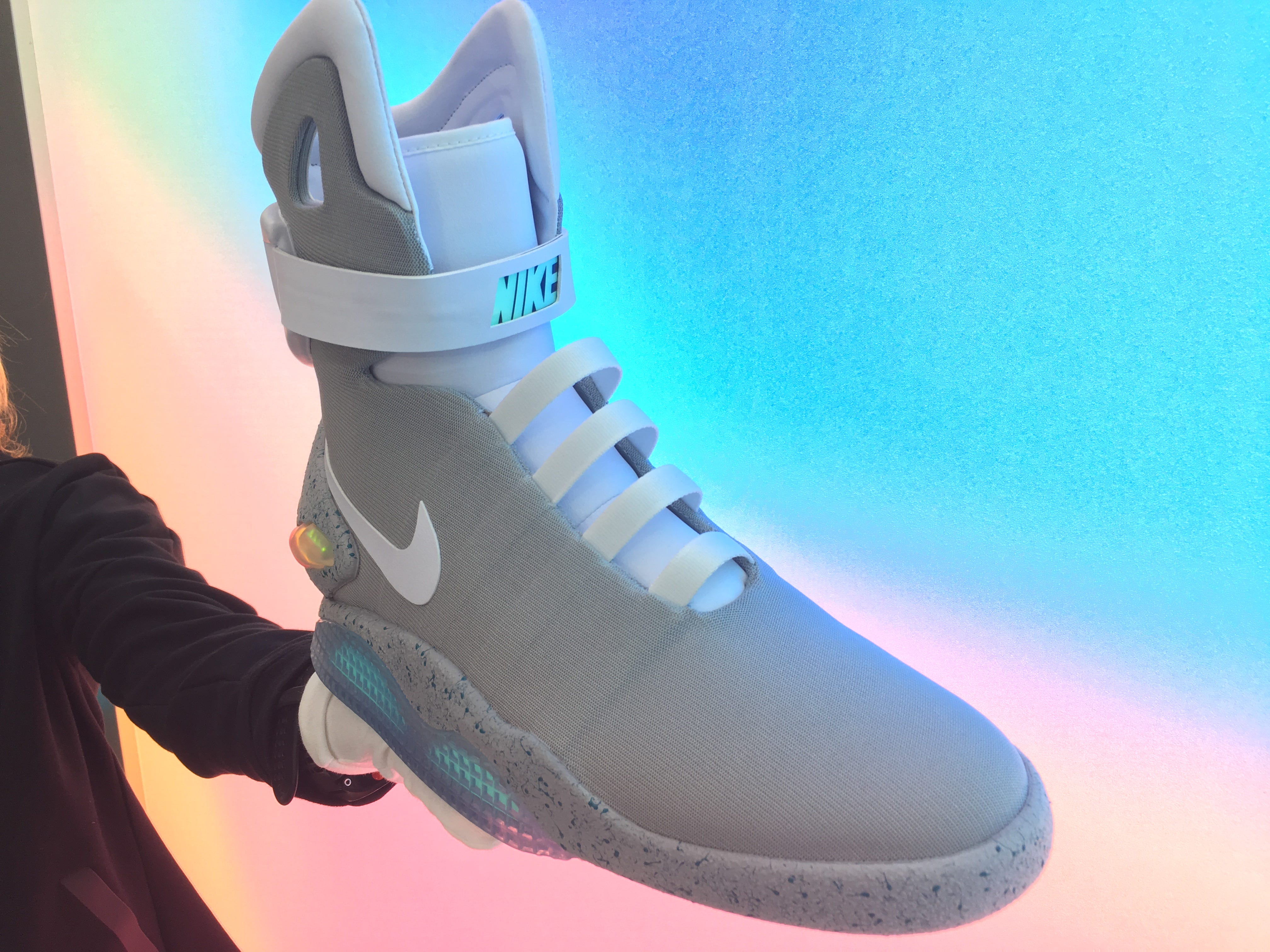 nike hyperadapt back to the future